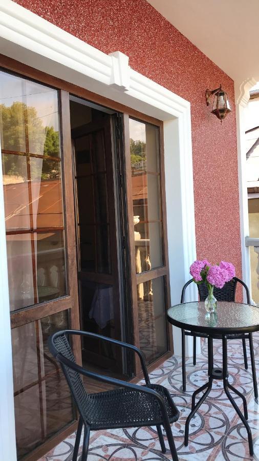 Hotel In Sukhum Σουχούμι Εξωτερικό φωτογραφία