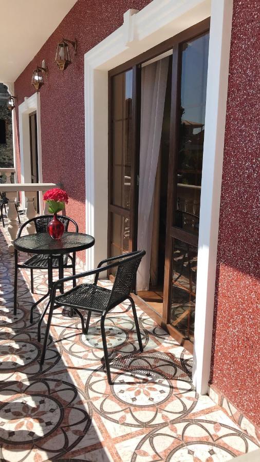 Hotel In Sukhum Σουχούμι Εξωτερικό φωτογραφία