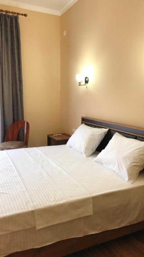 Hotel In Sukhum Σουχούμι Εξωτερικό φωτογραφία