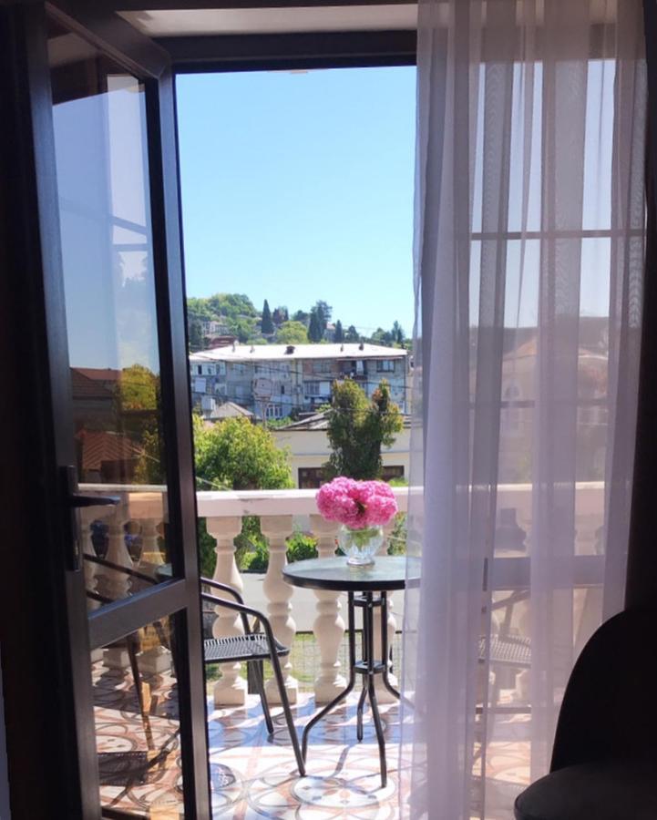 Hotel In Sukhum Σουχούμι Εξωτερικό φωτογραφία