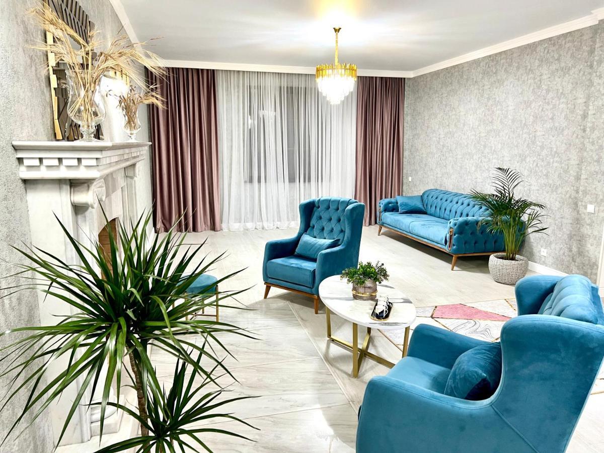 Hotel In Sukhum Σουχούμι Εξωτερικό φωτογραφία