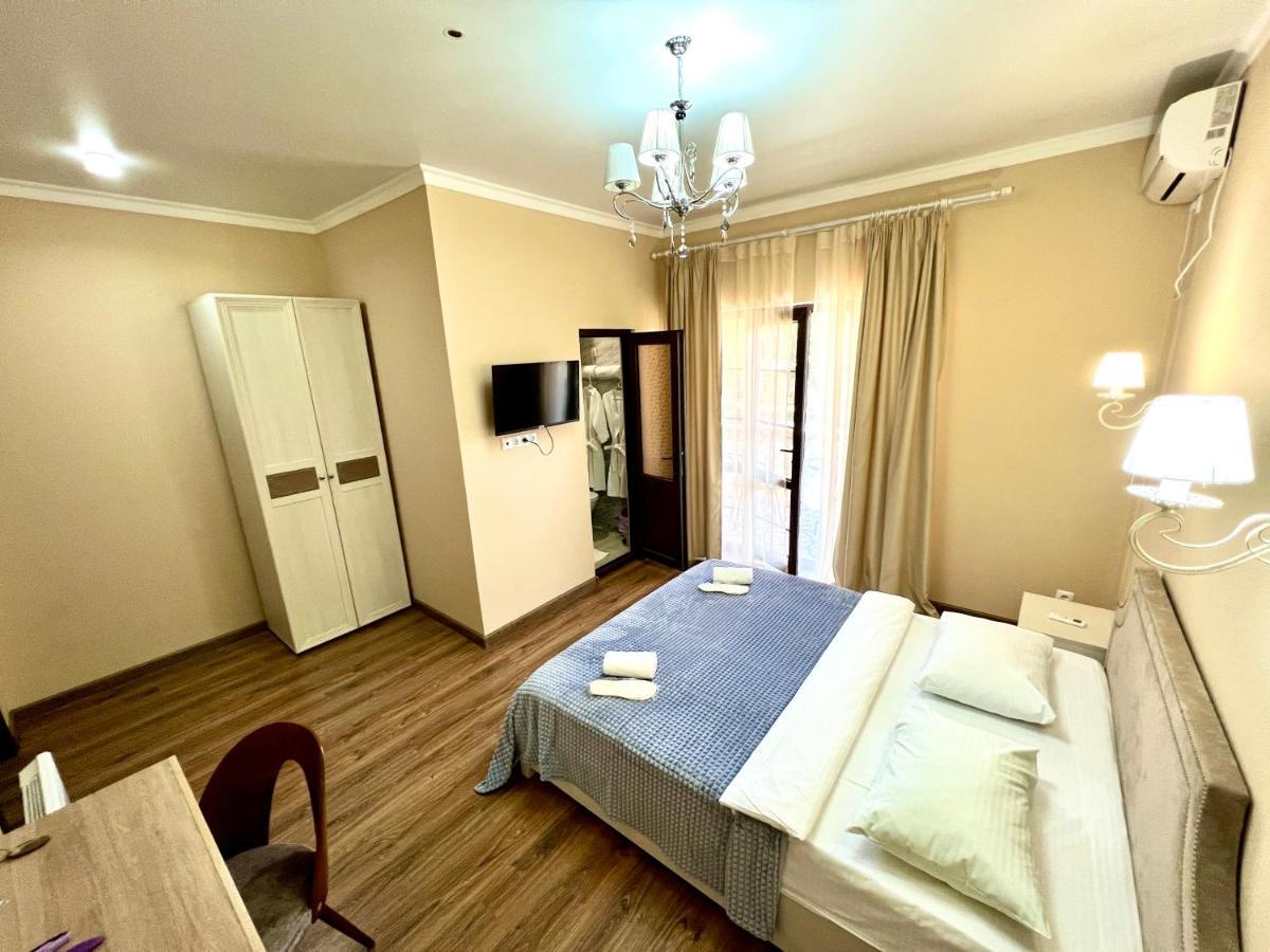 Hotel In Sukhum Σουχούμι Εξωτερικό φωτογραφία