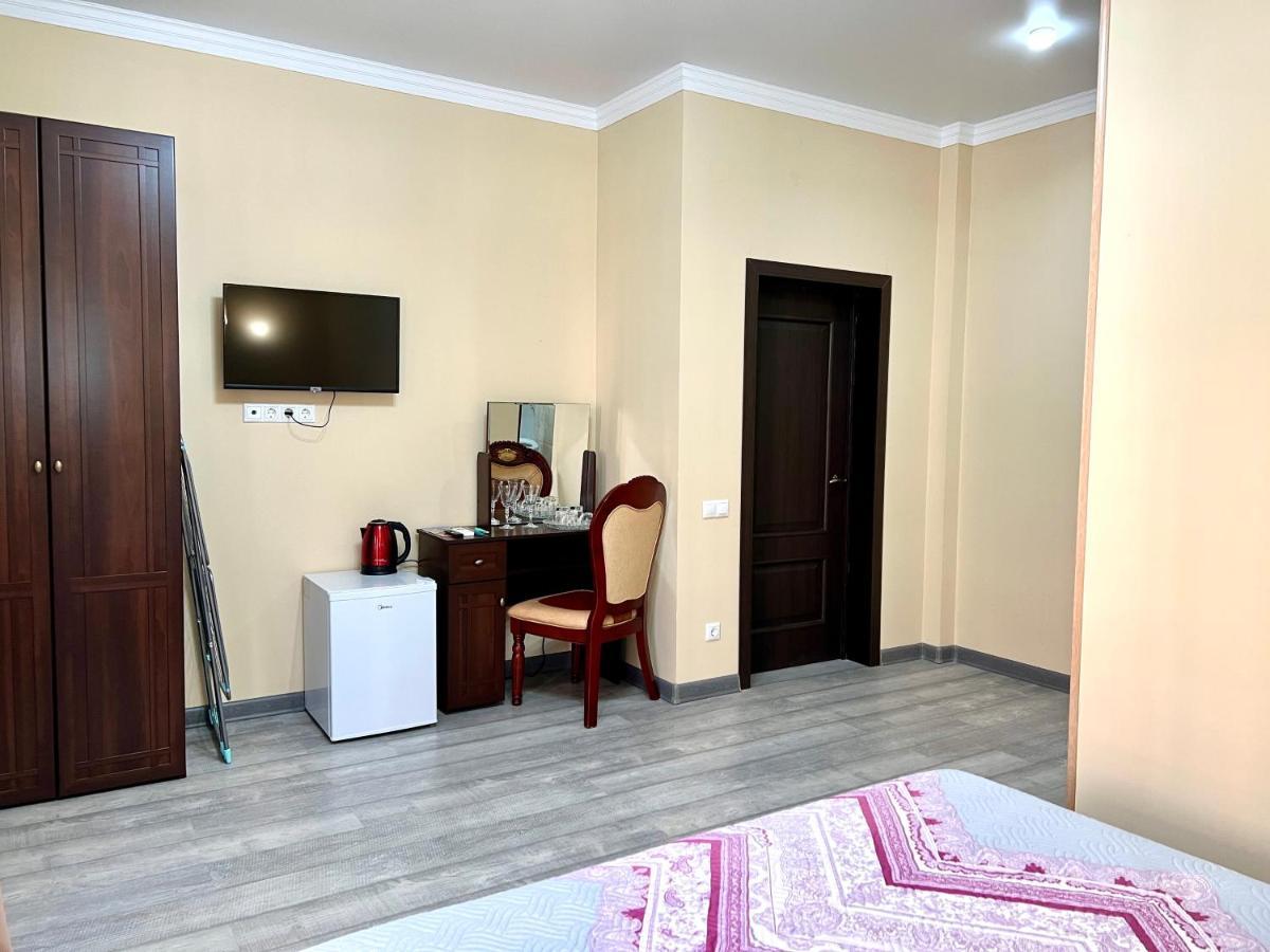 Hotel In Sukhum Σουχούμι Εξωτερικό φωτογραφία