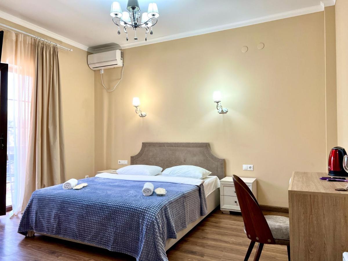 Hotel In Sukhum Σουχούμι Εξωτερικό φωτογραφία